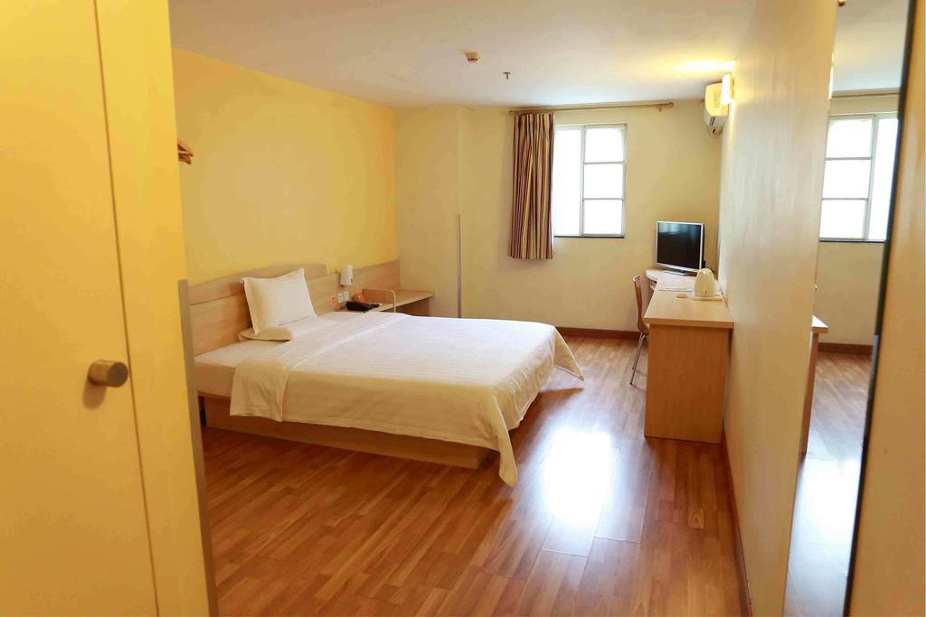7Days Inn Chongqing Shapingba Exterior foto